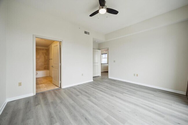 Building Photo - 3505 Sage Rd