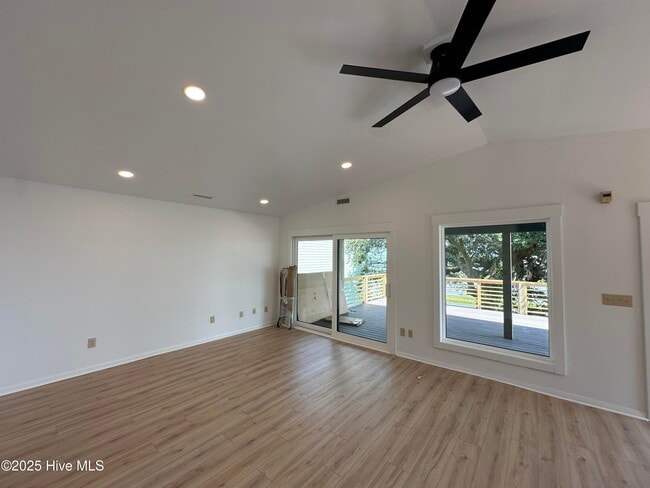 Building Photo - 106 Broadview Ln