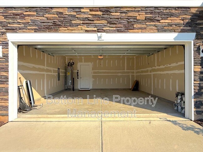 Building Photo - 347 Carolina Hemlock Dr