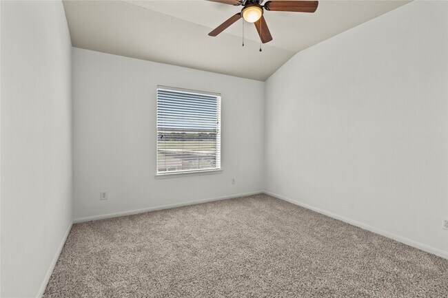 Building Photo - 518 Saffron Ct