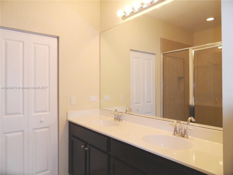 Building Photo - 3067 Tortola Way