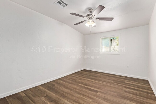 Building Photo - 1117 N 13th St