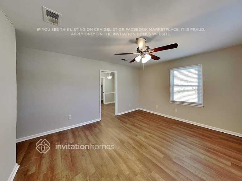 Building Photo - 9924 Starwood Dr