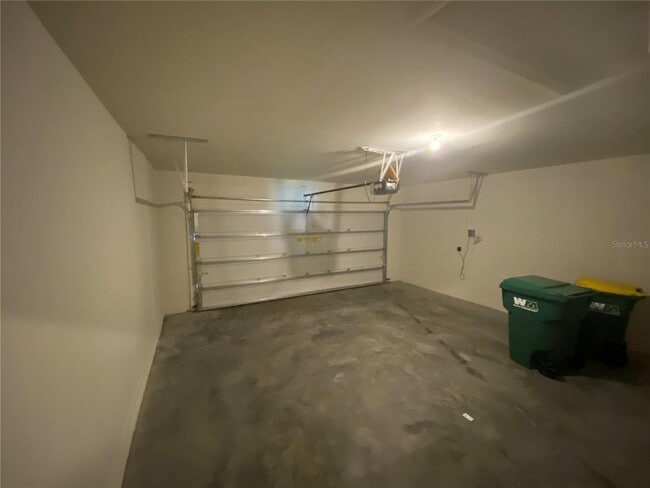 Building Photo - 1742 Point O Woods Ct