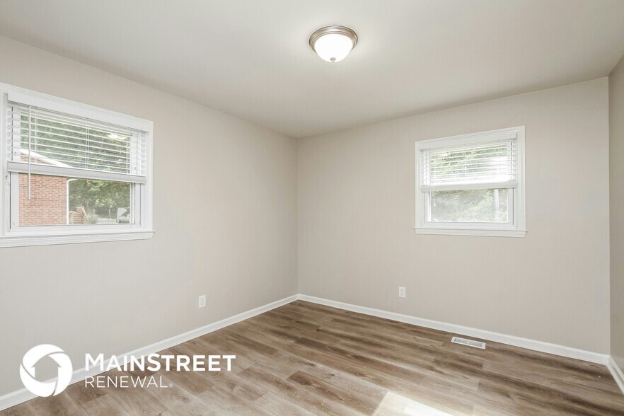 Building Photo - 200 Shepherd Rd