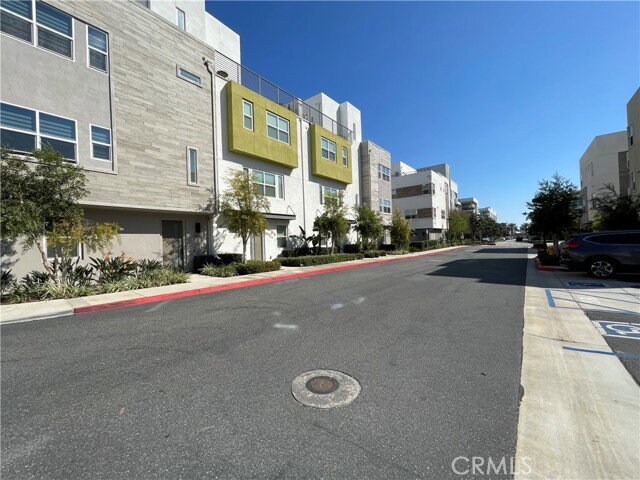 Building Photo - 981 E Mason Ln