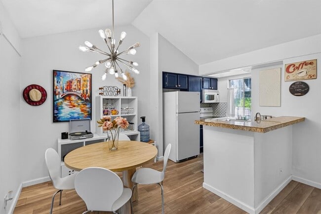 Building Photo - 3018 S 1st St