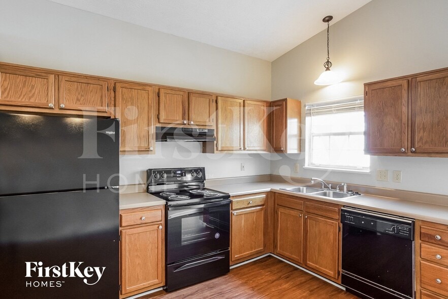 Building Photo - 18608 Northridge Dr