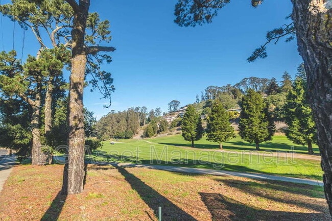 Building Photo - 1411 Arlington Blvd