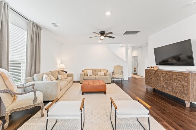 Building Photo - 17918 Baleage Ln