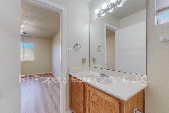 Building Photo - 3473 Martin Meadows Dr NE