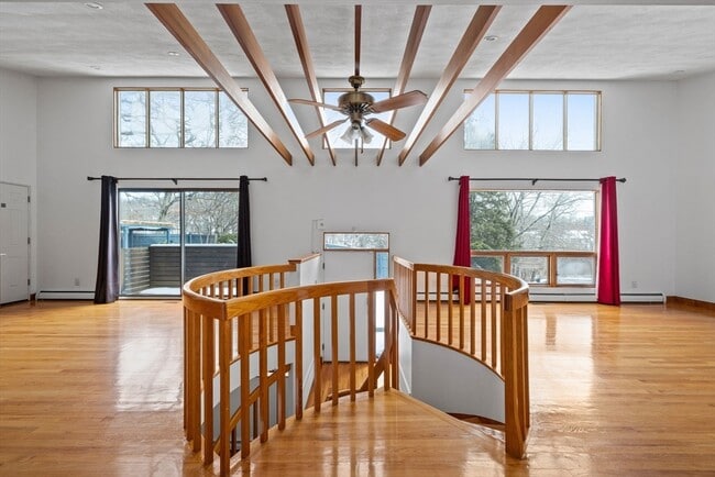 Building Photo - 330 Cambridge St