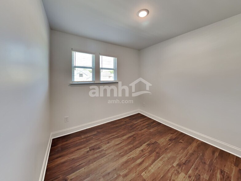 Building Photo - 5347 Pebble Bridge Wy