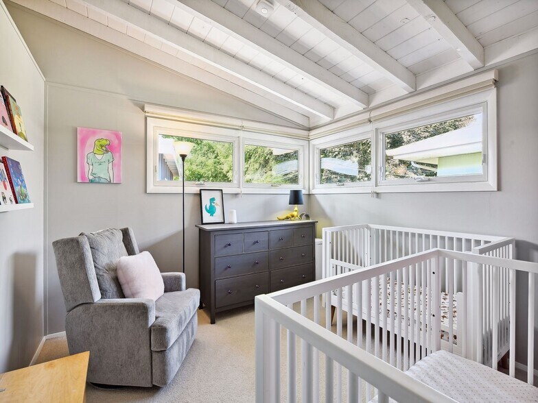 Building Photo - 6017 Halifax Ave S