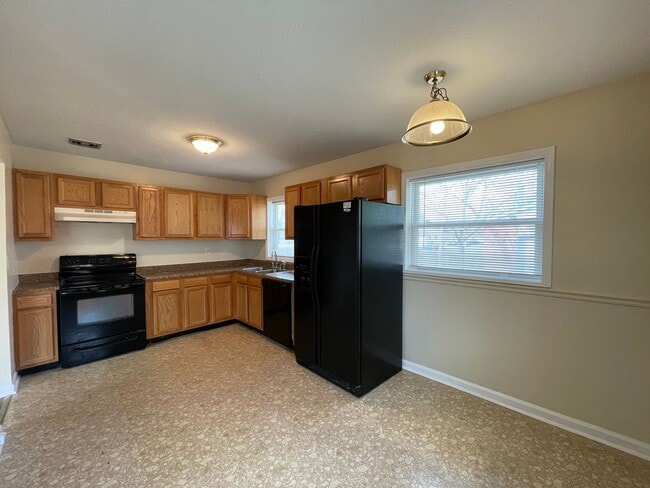 Building Photo - Coming Soon! Lovely Home w/ HW Floors! *Spring Special-$100/mo Off Your Rent for 6 Months!*