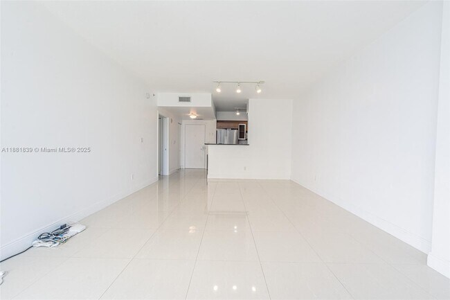 Building Photo - 335 S Biscayne Blvd