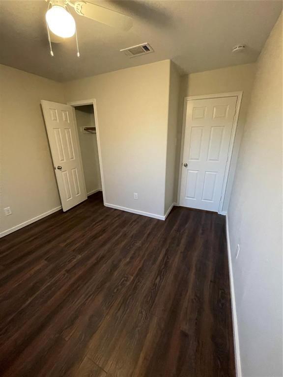 Building Photo - 536 Hidden Dale Dr