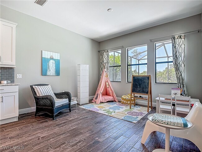 Building Photo - 4524 Tamarind Way