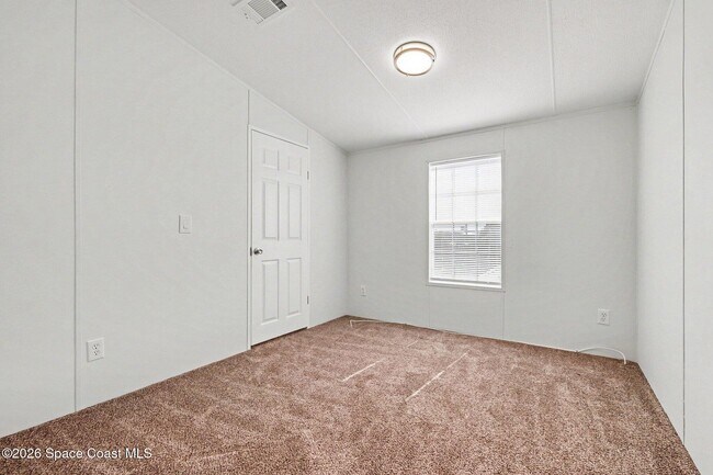 Building Photo - 423 Brozman Ln