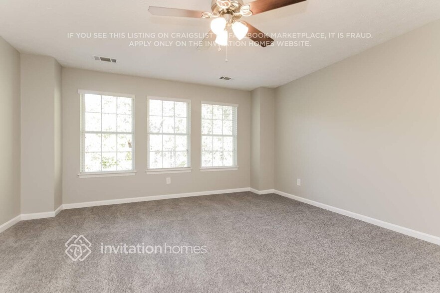Building Photo - 460 Hulan Way
