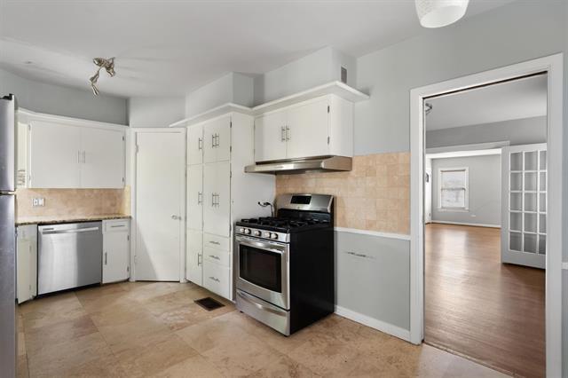 Building Photo - 6129 Reiger Ave