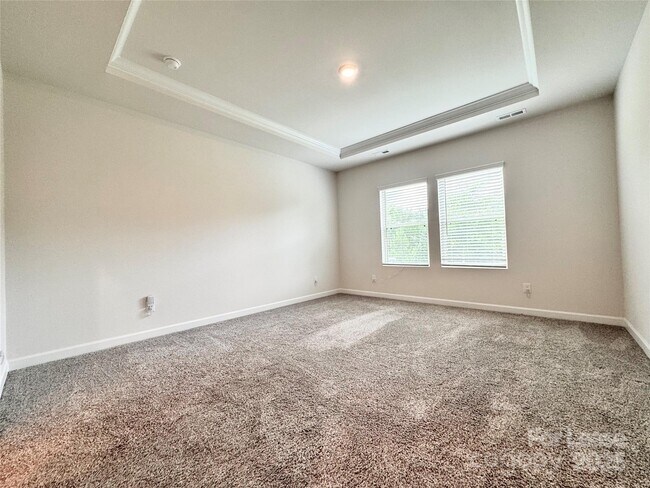 Building Photo - 12441 Stoneybrook Pky