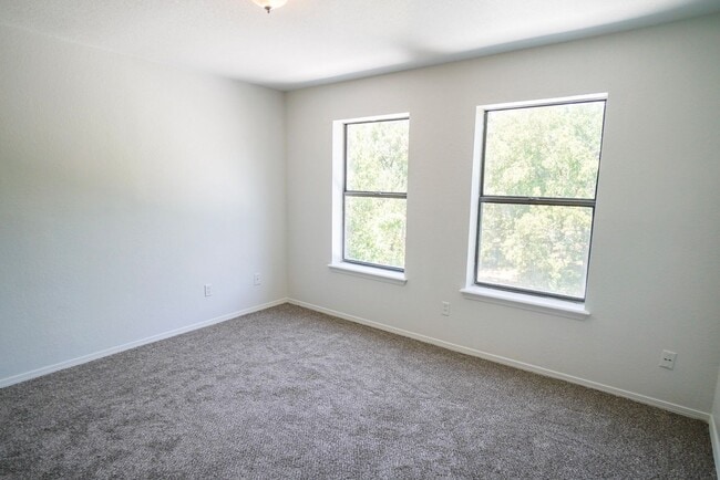Building Photo - 3 Bed, 2 Bath home in Norman