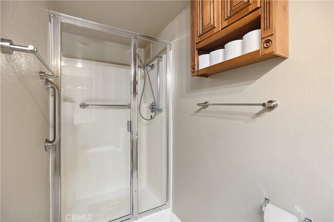Building Photo - 24055 Paseo Del Lago W
