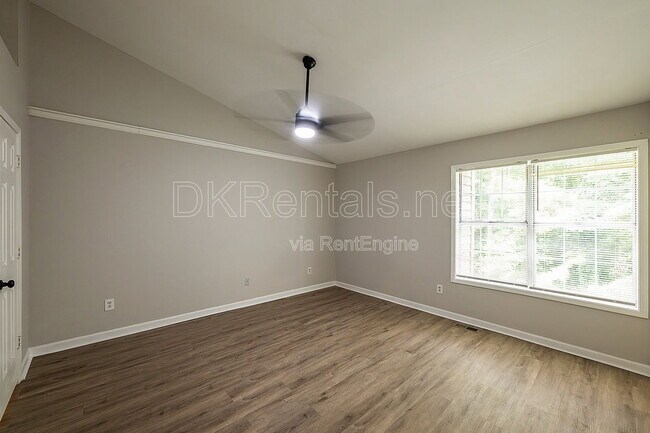 Building Photo - 3538 Kennesaw Station Dr