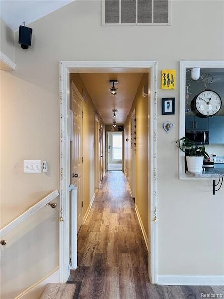 Building Photo - 28122 Carlton Way Dr