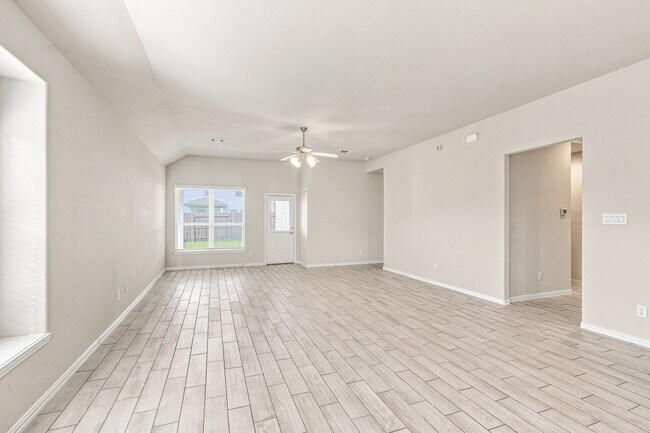 Building Photo - 13322 Sea Breeze Dr
