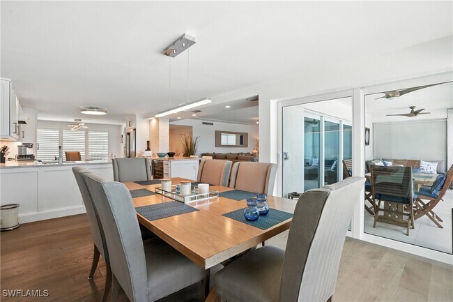 Building Photo - 9517 Gulf Shore Dr