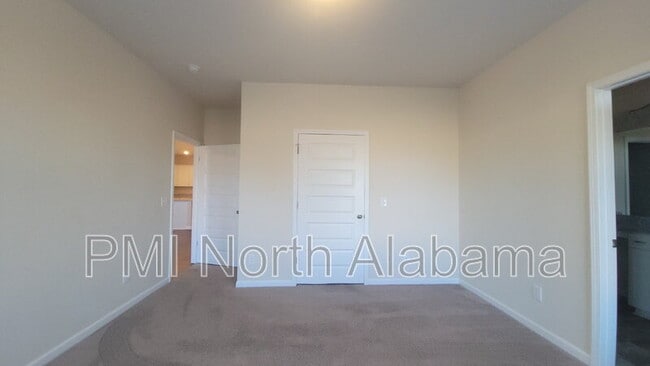 Building Photo - 13030 Lantern Pointe Wy