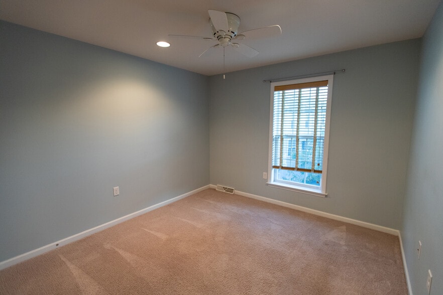 Bedroom 3 - 2B Ellington Road