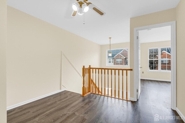 Building Photo - 267 Shady Oak Ct