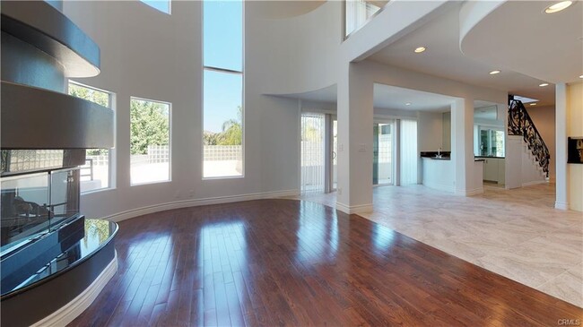 Building Photo - 22500 N Summit Ridge Cir