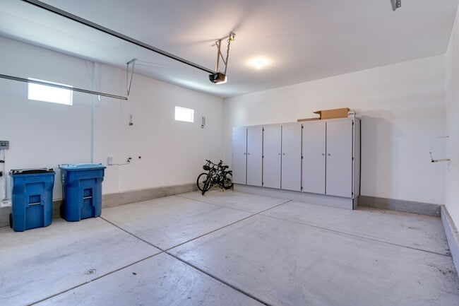 Building Photo - HOUSING CHOICE VOUCHER APPROVED! Fully Furnished Single-Story in Guard-Gated 55+ Heritage at Cade...