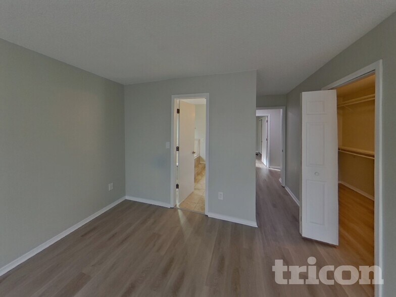 Building Photo - 7845 Conifer Dr