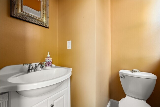 Building Photo - 101 Beach St