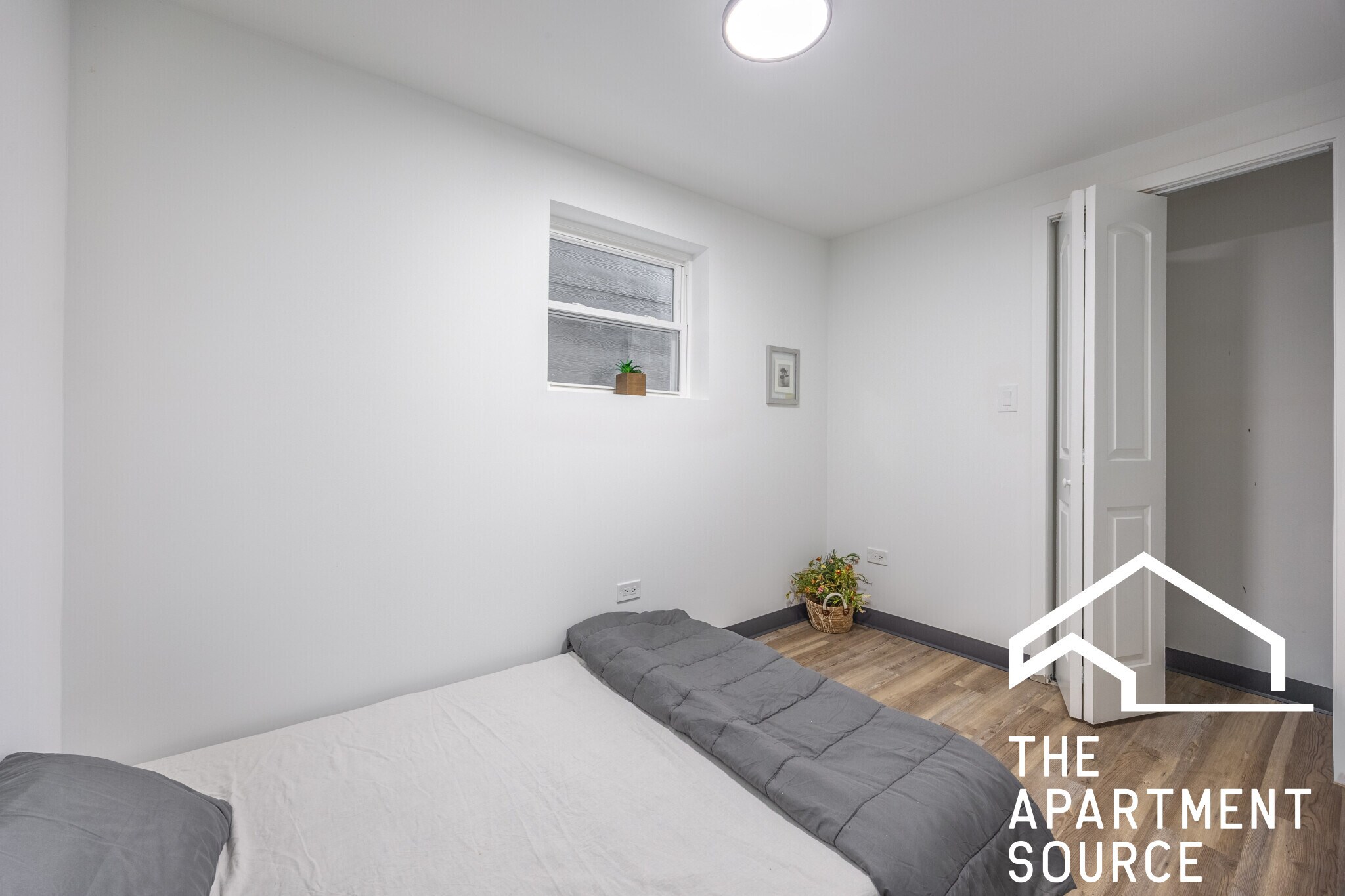 Building Photo - 1634 N Whipple St