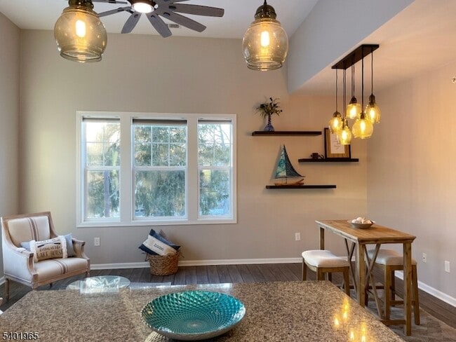 Building Photo - 5 W River Styx Rd