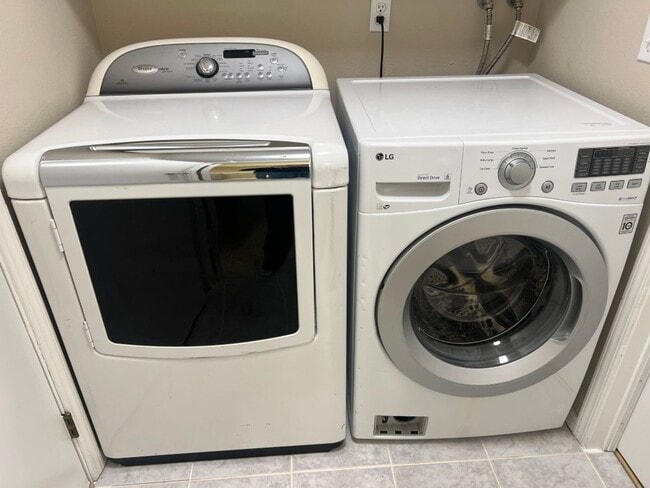 Building Photo - 3Bd/2.25Ba Renton House