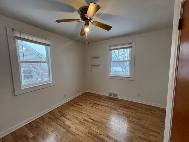 Building Photo - Click the “Apply Now” button or email wapmrentals@gmail.com for a prompt response.