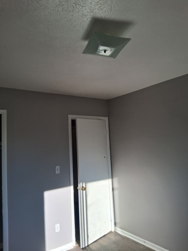 Building Photo - 1885 Taylor Rd