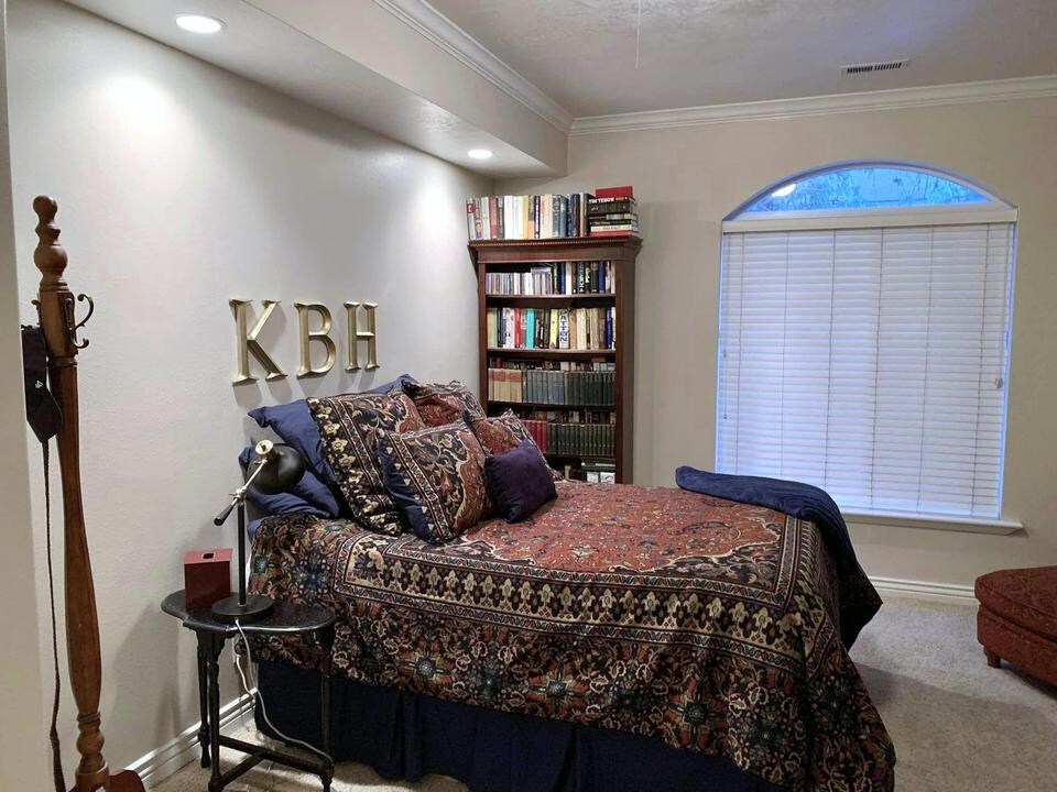 Building Photo - 272 W 400 N