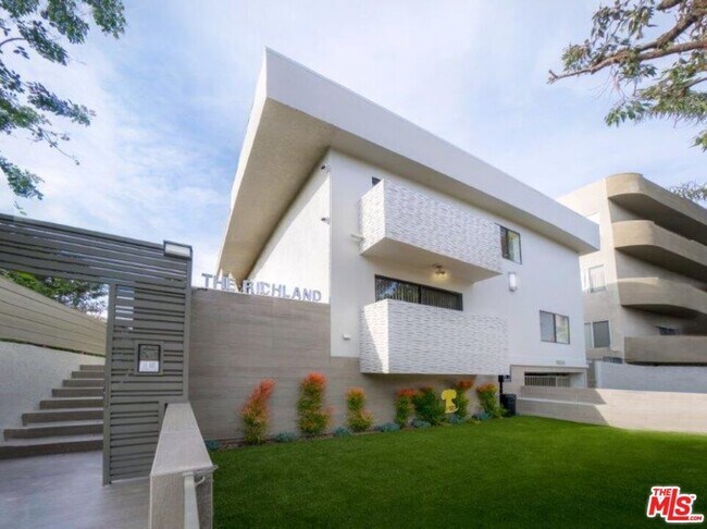 Building Photo - 11235 Richland Ave