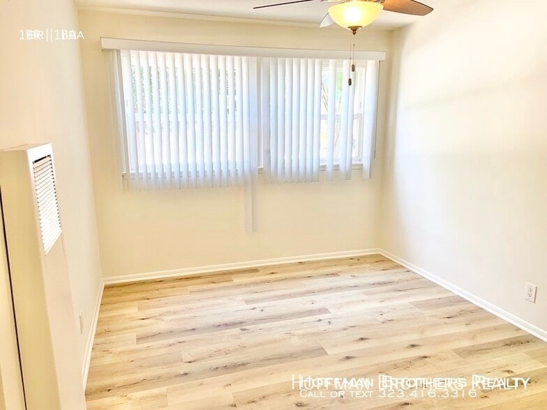 Building Photo - 2001 Beachwood Dr