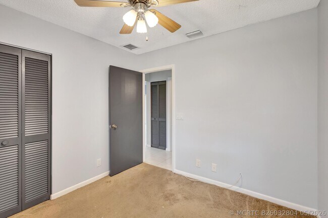 Building Photo - 4385 Willow Brook Cir