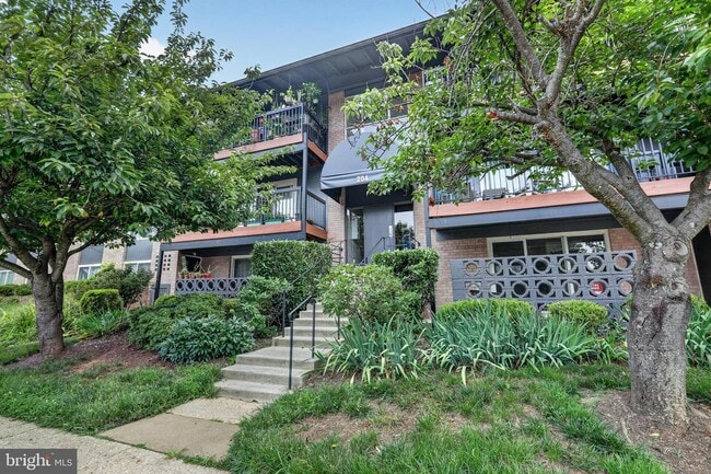Building Photo - 204 Park Terrace Ct SE