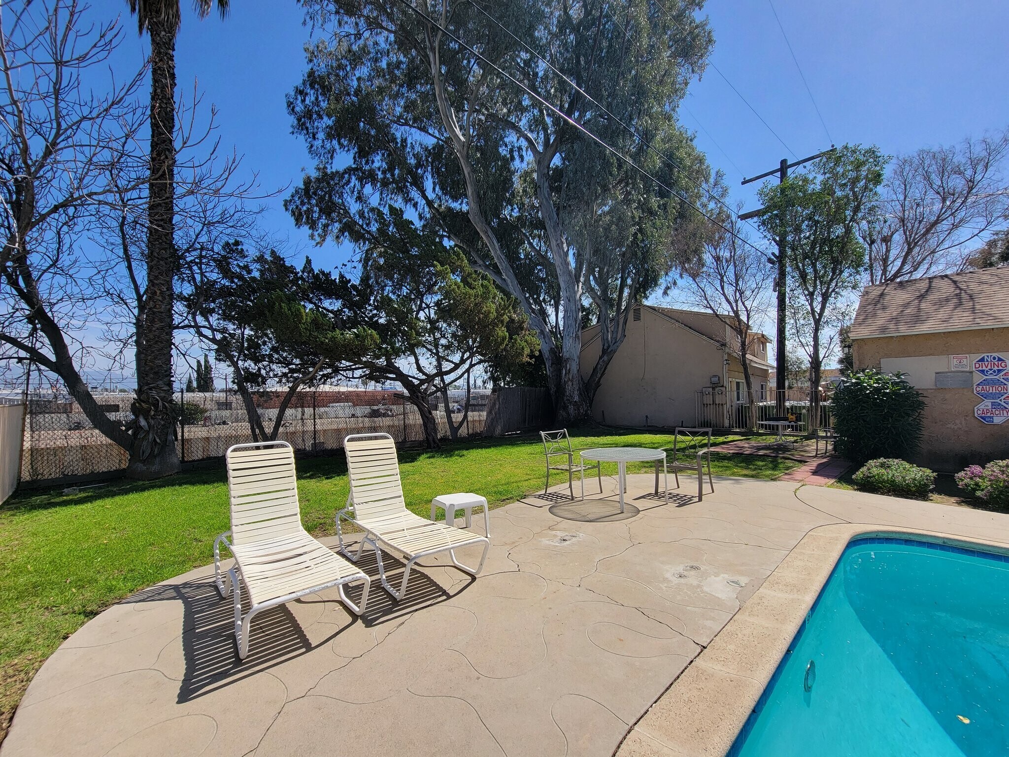 Building Photo - 7247 Allott Ave